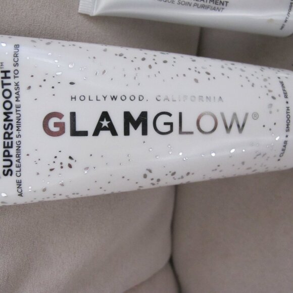 NEW - GlamGlow Bundle - Picture 3 of 12